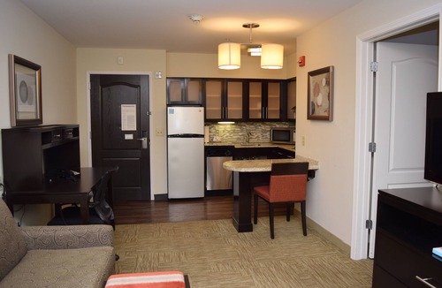 Liverpool Hotel | Staybridge Suites Liverpool Syracuse by IHG