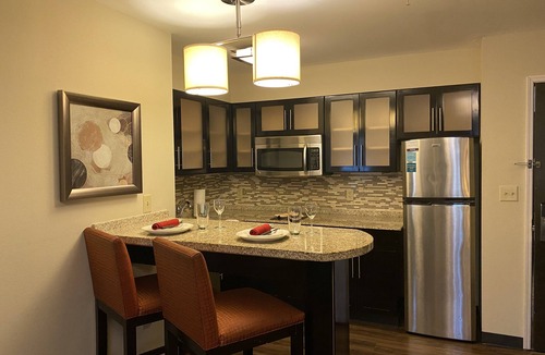 Liverpool Hotel | Staybridge Suites Liverpool Syracuse by IHG