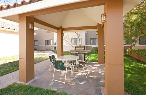 Tech Terrace Hotel | Staybridge Suites Lubbock-University Area by IHG