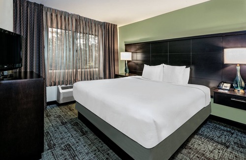 Tech Terrace Hotel | Staybridge Suites Lubbock - University Area by IHG