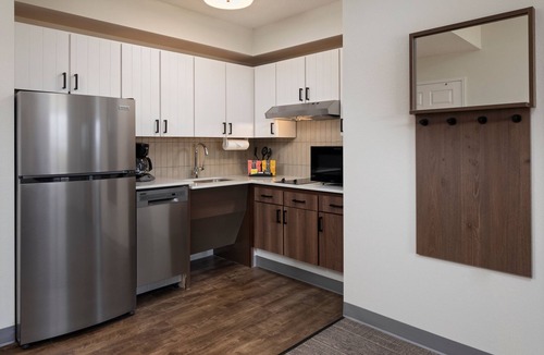 West Bloomington Hotel | Staybridge Suites Minneapolis-Bloomington by IHG