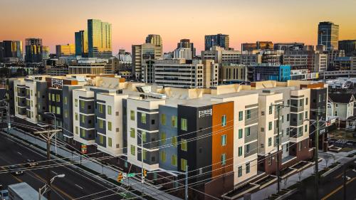 West End Hotel | Staybridge Suites Nashville - Vanderbilt Area by IHG