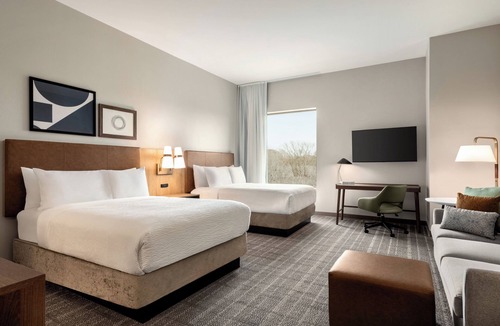 Norfolk - Virginia Beach Hotel | Staybridge Suites Norfolk Airport by IHG
