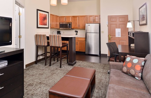 O'Fallon Hotel | Staybridge Suites O'Fallon Chesterfield by IHG