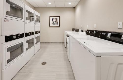 Oklahoma City Boathouse District Hotel | Staybridge Suites - Oklahoma City - Downtown by IHG