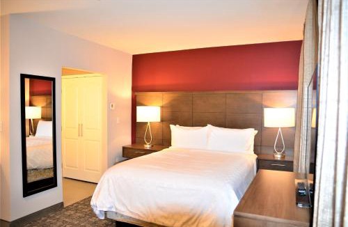 Hillsboro Hotel | Staybridge Suites - Orenco Station by IHG