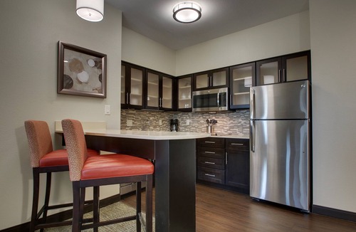 The Colony Hotel | Staybridge Suites Plano - The Colony by IHG
