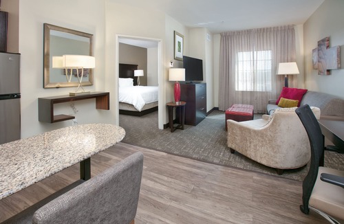 Plano Hotel | Staybridge Suites Plano - Richardson Area by IHG