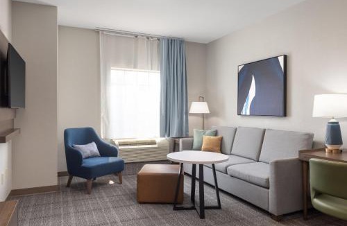 Rogers Hotel | Staybridge Suites Rogers - Bentonville by IHG
