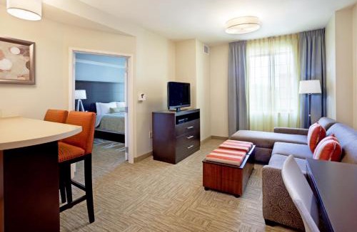 Hollywood Park Hotel | Staybridge Suites San Antonio-Stone Oak by IHG