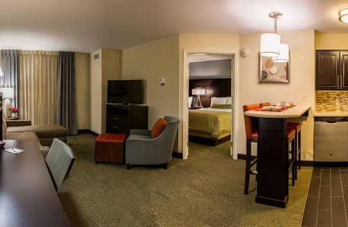 Schererville Hotel | Staybridge Suites Schererville by IHG