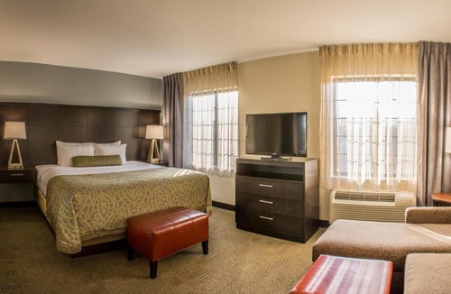 Schererville Hotel | Staybridge Suites Schererville by IHG