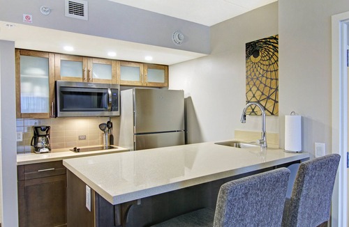 Vaughan Hotel | Staybridge Suites Toronto - Vaughan South by IHG