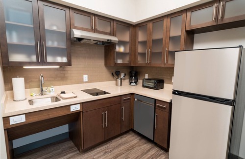 Lake Arbor Hotel | Staybridge Suites Washington DC East - Largo by IHG