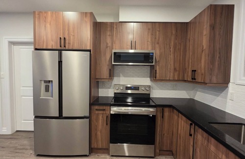 London House | Staycation Presidential Apartment- Free Parking