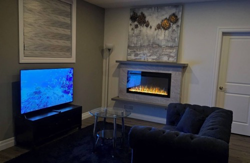 London House | Staycation Presidential Apartment- Free Parking