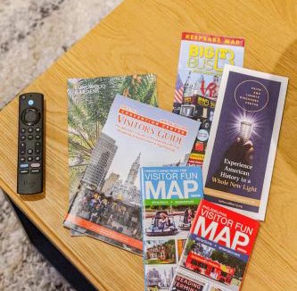 Overbrook Apartment | Staycation Suite