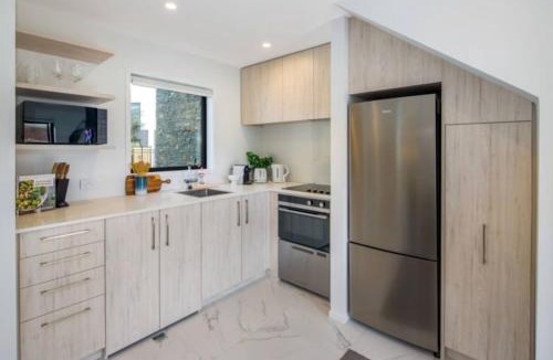 Wellington Region House | Staycation Treasure at Johnston