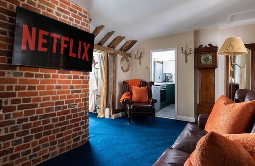 Heybridge Apartment | Staycations Maldon Suites