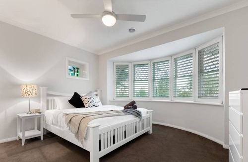 Rosanna House | StayCentral - Luxurious Mansion (Rosanna)