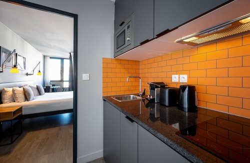 Les Grands Carmes Hotel | Staycity Aparthotels, Marseille, Centre Vieux Port