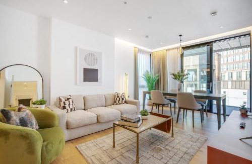 St. Pancras and Somers Town Apartment | StayCozy at Enclave King's Cross