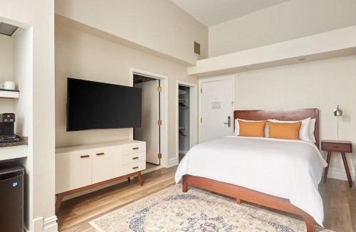 Gayborhood Hotel | StayCozy at The Arco