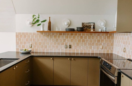 Saint Andrews House | Stayframe: a designer getaway with mountain views