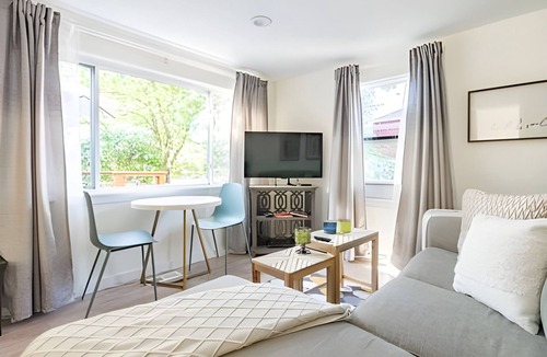 Gatewood House | StayHere @Sophari Lovely & Comfy 3BR WestSeattle