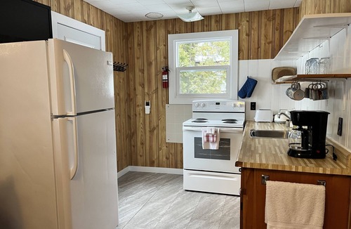 Plummer Additional Cottage | Staying by the Lakeside Cottages