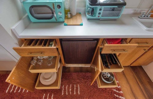 Coos Bay Apartment | #StayinMyDistrict Cape Arago Studio Suite