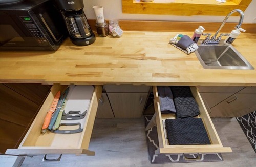 Overlook House | #StayInMyDistrict Overlook Backyard Tiny Suite