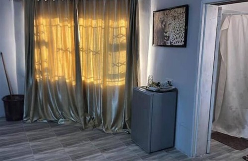 Bouvet Island House | Staylax - Hatfield bedsitter