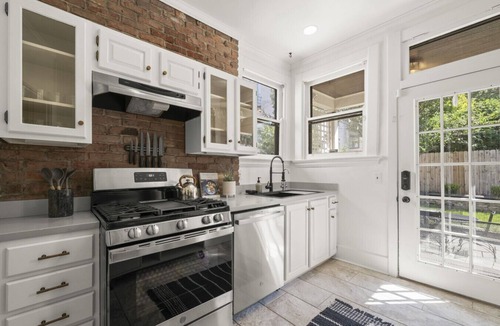 East Walnut HIlls House | StaySalutaris | Cincinnati