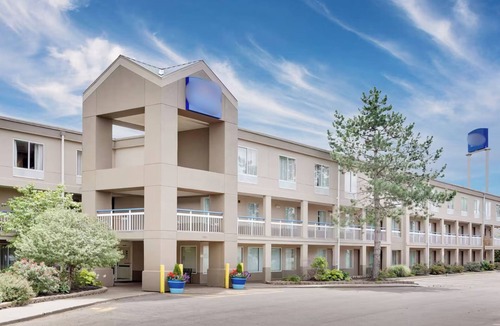 Kalamazoo Hotel | Staywell Inn