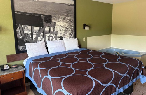 Broadmoor Hotel | Staywell Suites