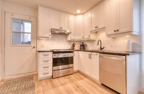 Duberger-Les Saules Apartment | Ste-foy, Apt.3 1/2 Avec Clim et Stationnement Hors rue