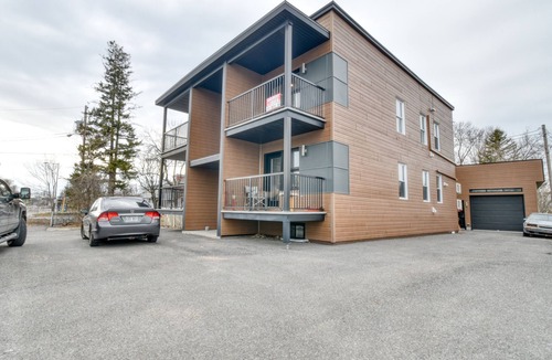 Duberger-Les Saules Apartment | Ste-foy, Apt.3 1/2 Avec Clim et Stationnement Hors rue