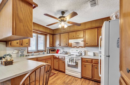 Lubbock House | Stead House-3bd/2ba, Ttu, Fall Specials! 3 Bedroom Home by RedAwning