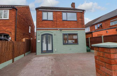 Hoole House | Steam and Stay Hoole