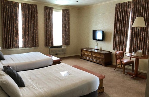 Ludington Hotel | Stearns Hotel