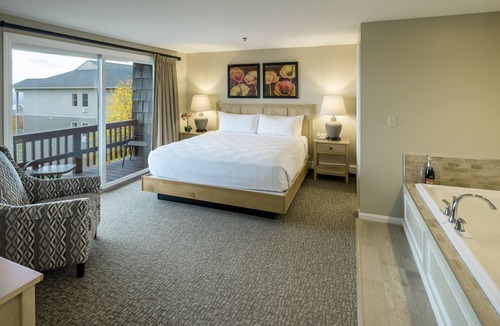 Sanbornton Hotel | Steele Hill Resorts
