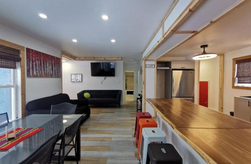 Manitoba Apartment | STEEP ROCK 5 Bdrooms