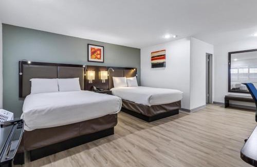 Salinas Hotel | Steinbeck Lodge