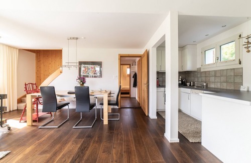 Wildhaus Ski Chalet | Steinrüti 5-room holiday home with view on the Churfirsten mountains