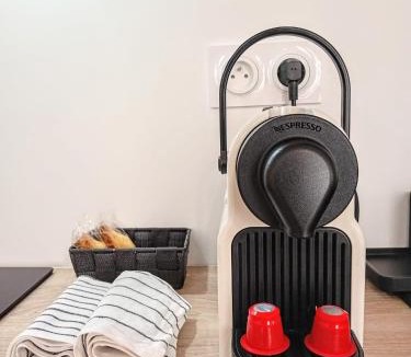 Villeneuve-sur-Lot Apartment | Stelina Haussmann - Appart 1 chambre avec balcon - Hypercentre