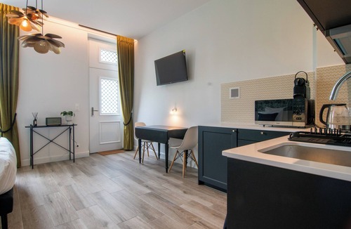 La Poterie-Cap-d'Antifer Apartment | Stella Apartment 4★ – Near Etretat - King Size Bed - Parking - High Speed Wi-Fi