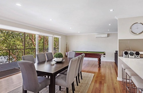 Nelson Bay House | Stella's at the Bay