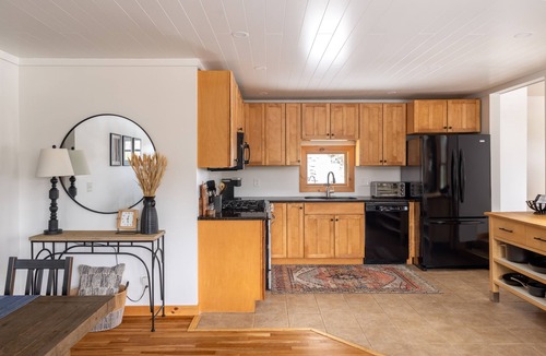 Jeffersonville House | Stellar Mountain House: Luxury - Hot Tub, Views, Near Stowe and Smugglers'