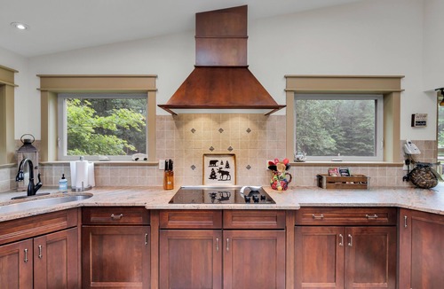 New Tripoli Cabin | Stellar's Cabin . nothing else like it!